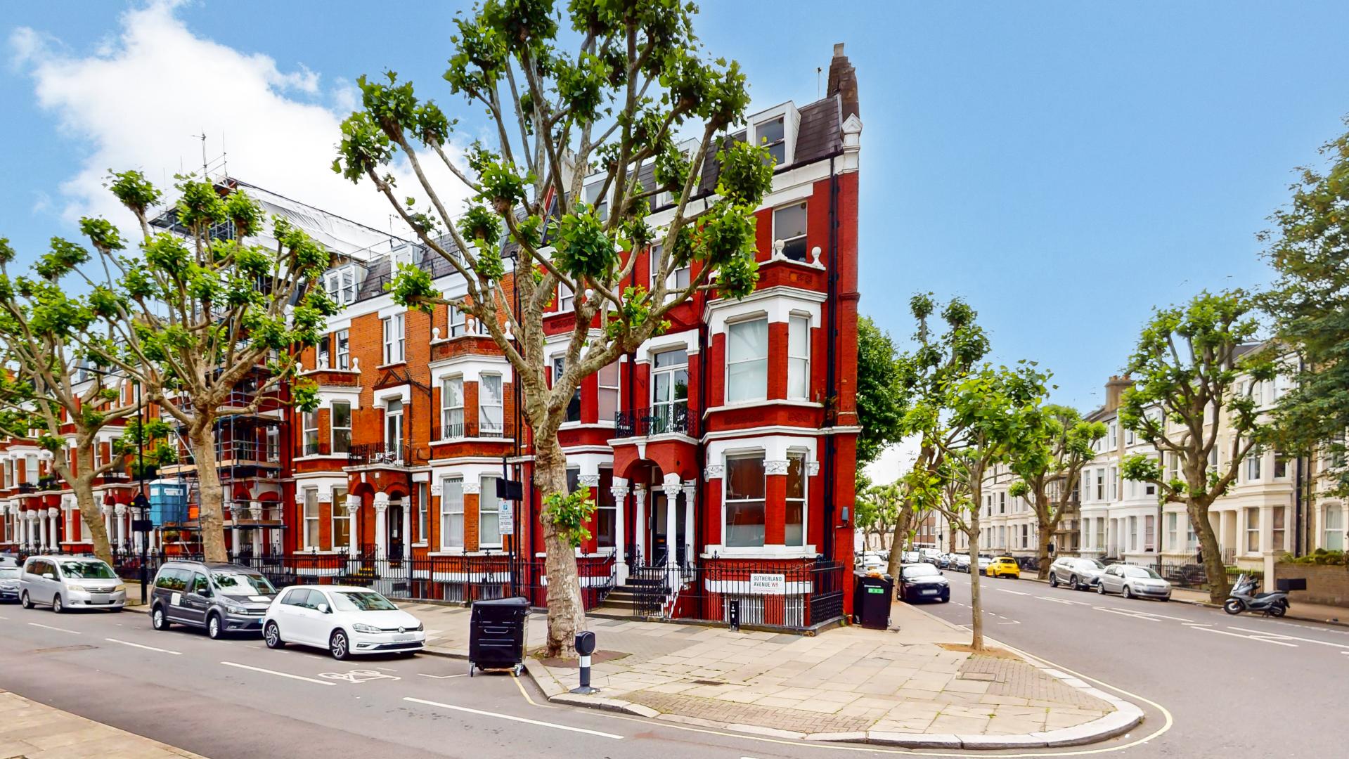 			NEW INSTRUCTION, Studio Apartment, 1 bath, 1 reception Flat			 Sutherland Avenue, MAIDA VALE